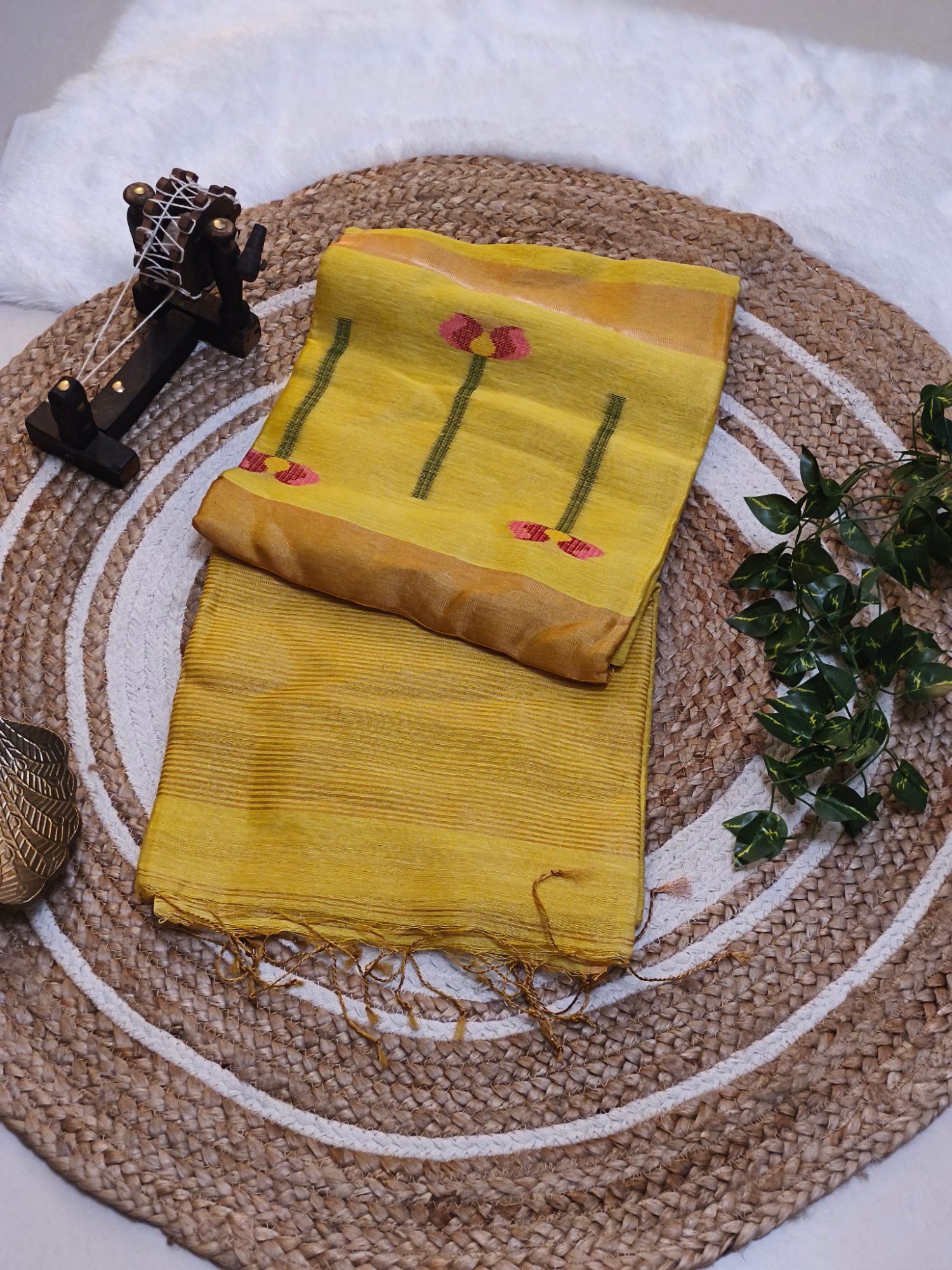 Thamara : Yellow
